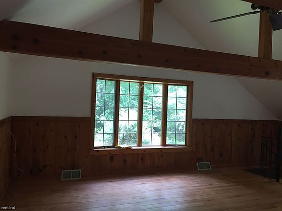 Godeffrroy rd main living area