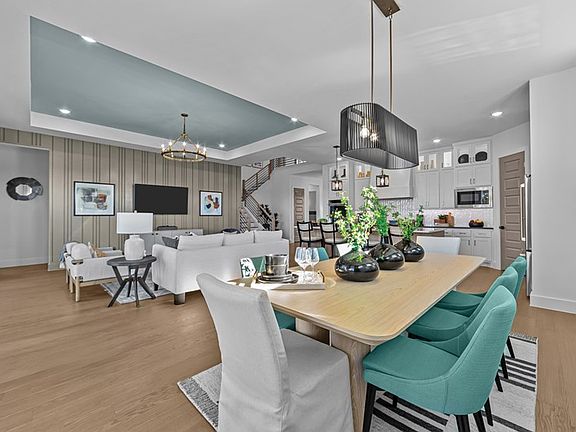 The Ivyglen - Dining Room