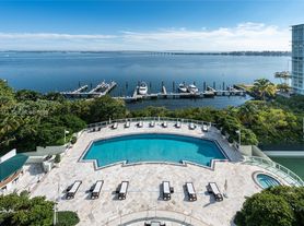 1643 Brickell Ave