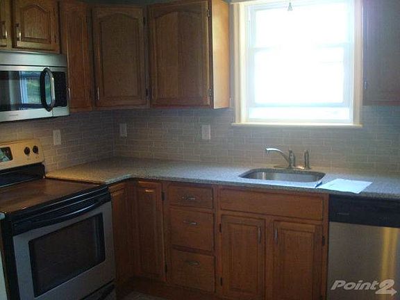 425 s. cleveland st KIT VIEW MARBLE COUNTER