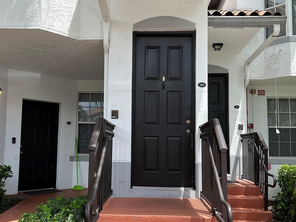1st image of 725 SW 148th Avenue #503