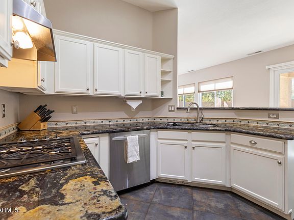 3rd image of 6943 W LAREDO Street