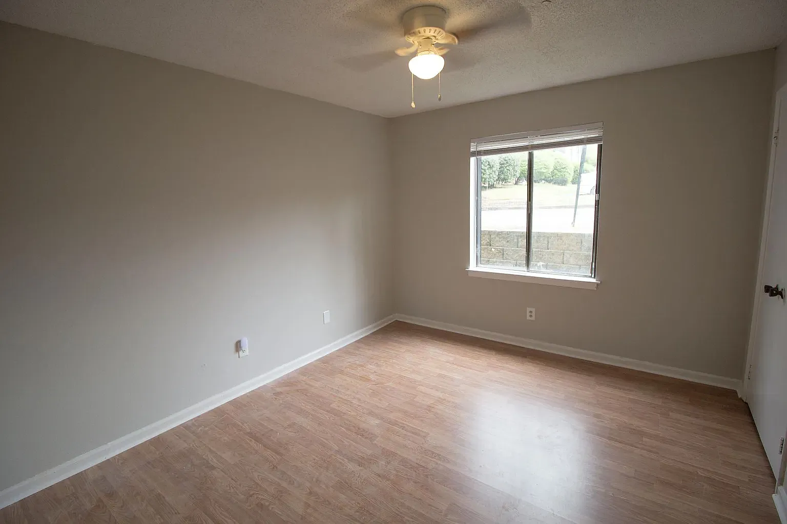 107 Thornwell Ct — Photo 4