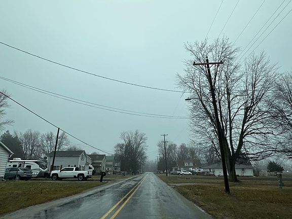 4th image of 6427 Rouget Rd