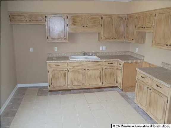 3rd image of 3520 Fair Meadow Dr