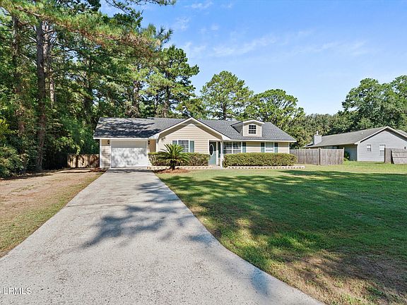 2nd image of 11 Lisbon Way