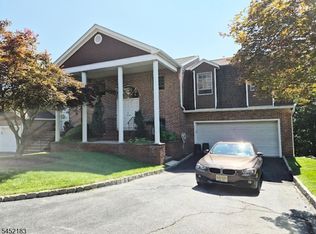 8 Beacon Hl #8, Pompton Lakes, NJ 07442