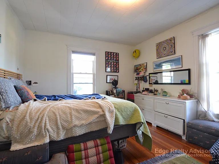 437 Washington St #1 — Photo 5