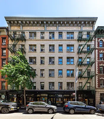 Rented by REAL New York | media 35