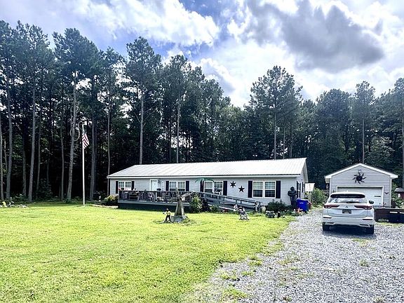 3rd image of 81 Pritchett Rd