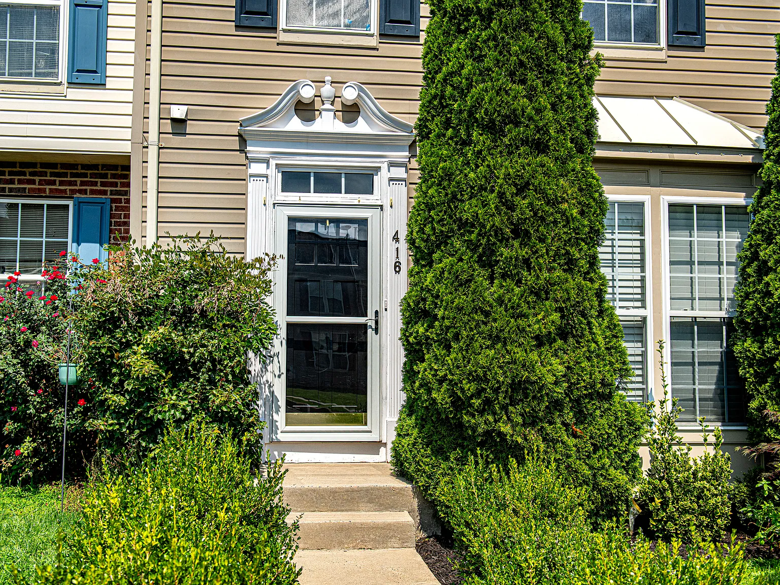 3 bed, 2.5 bath, 2226 sqft, $2,500 — Photo 4