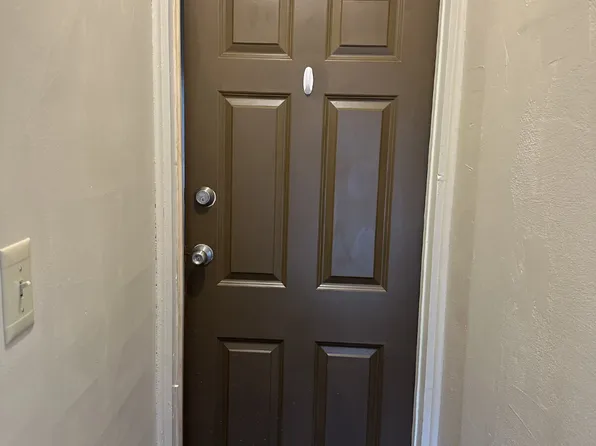 224 Madison St APT 3, Janesville, WI 53548