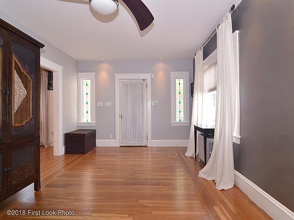 4th image of 31 Willis St