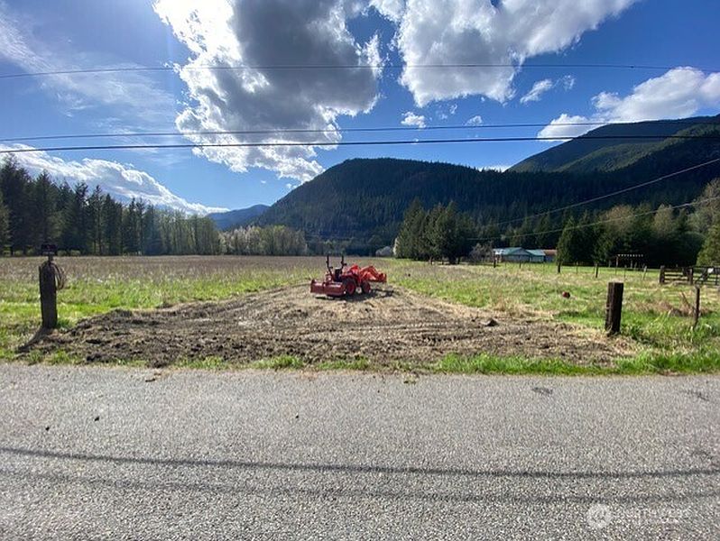 4th image of 7788 Ranger Station Road