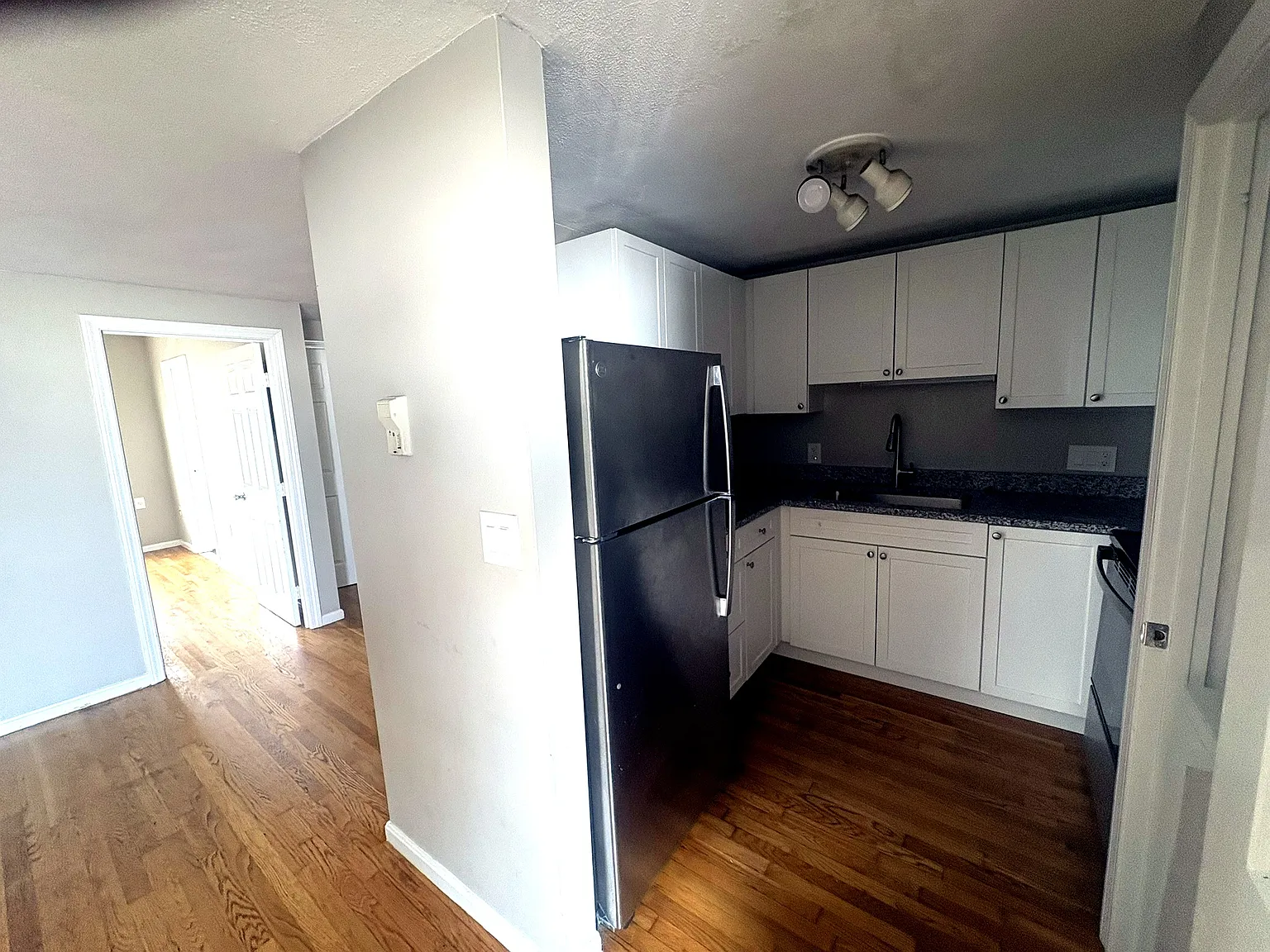 1 bed, $2,250 — Photo 3