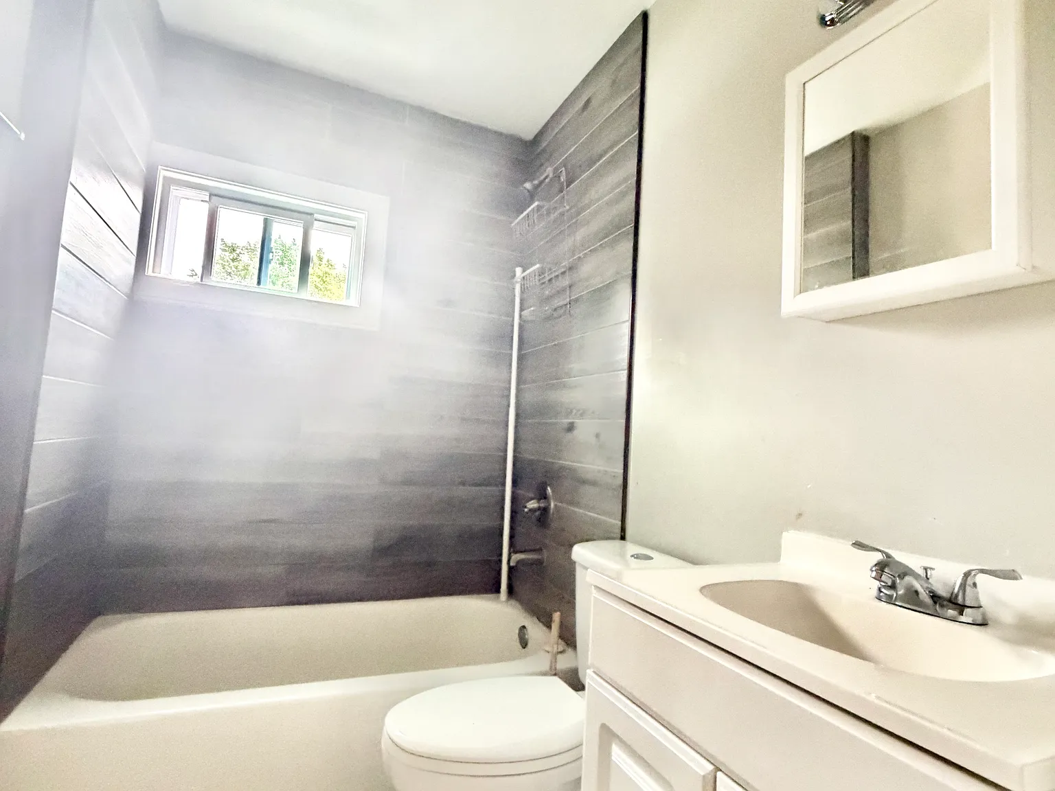 3 bed, 800 sqft, $1,650 — Photo 4