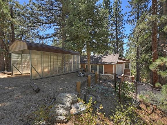 3rd image of 39237 Cedar Dell Rd