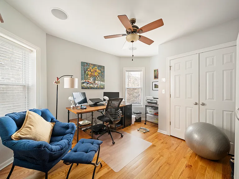 2259 W Diversey Ave #1 — Photo 8
