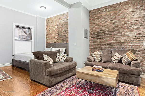 Rented by Corcoran | media 21