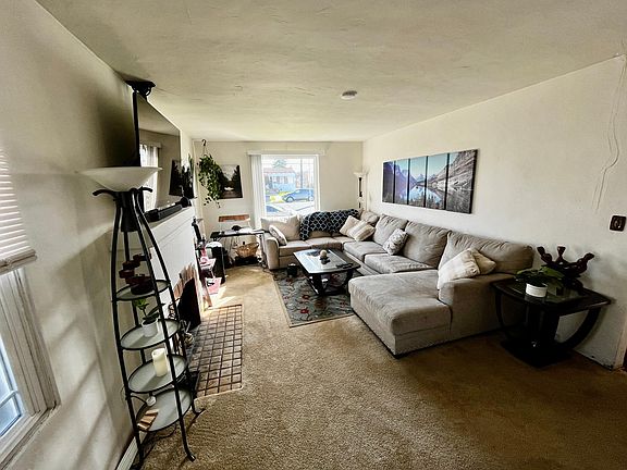 3rd image of 4466 34th St