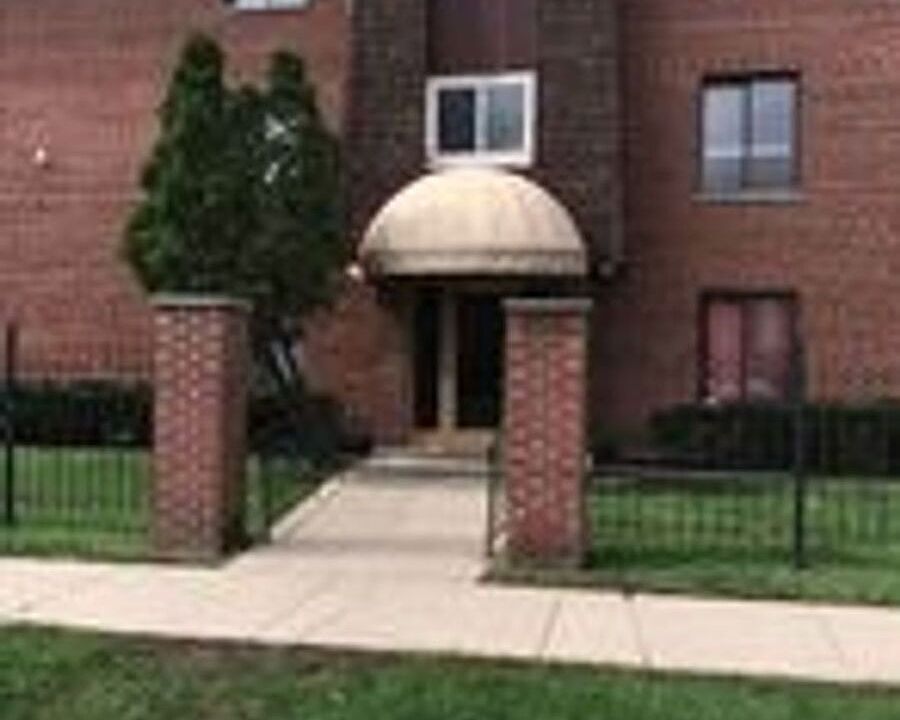 1st image of 9700 Nottingham Ave APT 3A