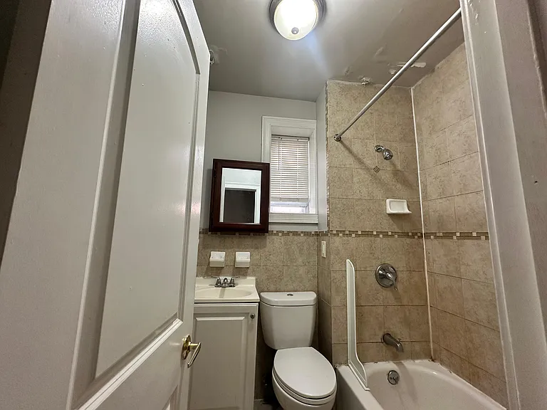 13 Olean Ave #24E — Photo 6