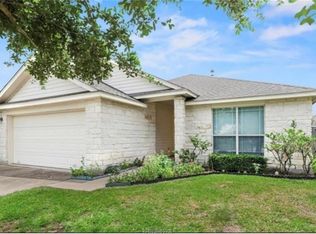 912 Whitewing Ln, College Station, TX 77845
