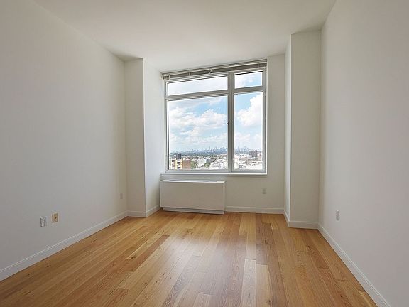 3rd image of 6155 Junction Blvd APT 21H