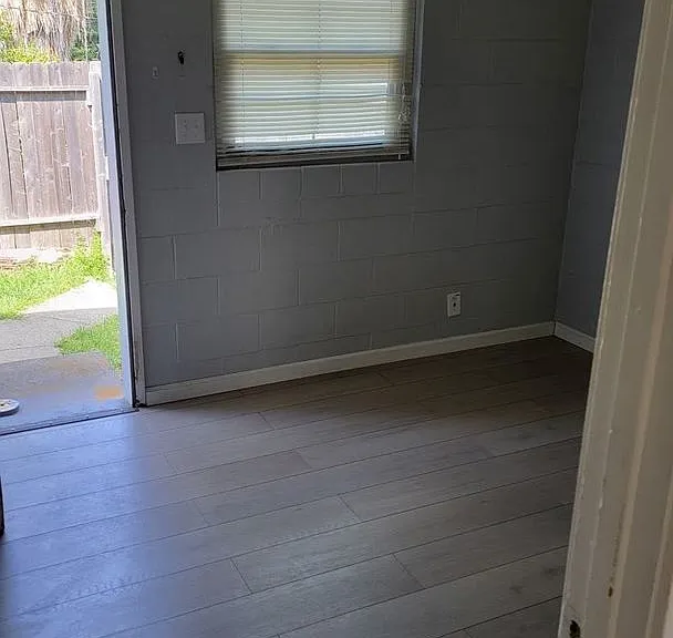 407 Washington Blvd — Photo 7