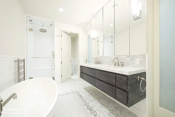 Rented by Sotheby's International Realty | media 7