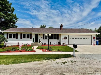101 E 6th St, Sherrard, IL, 61281