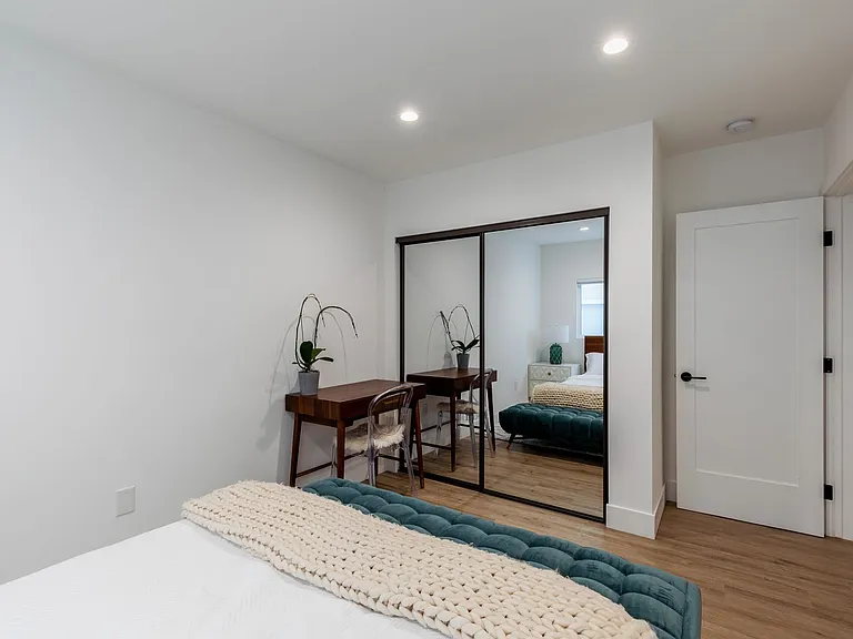 350 Hermosa Ave — Photo 43