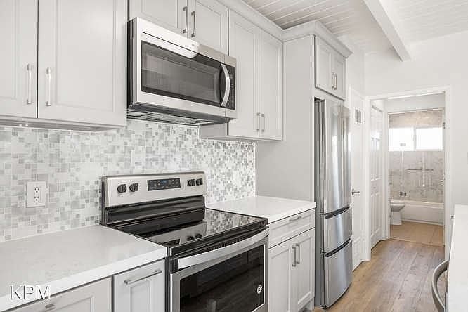 1st image of 1170 Lincoln Ave APT 3