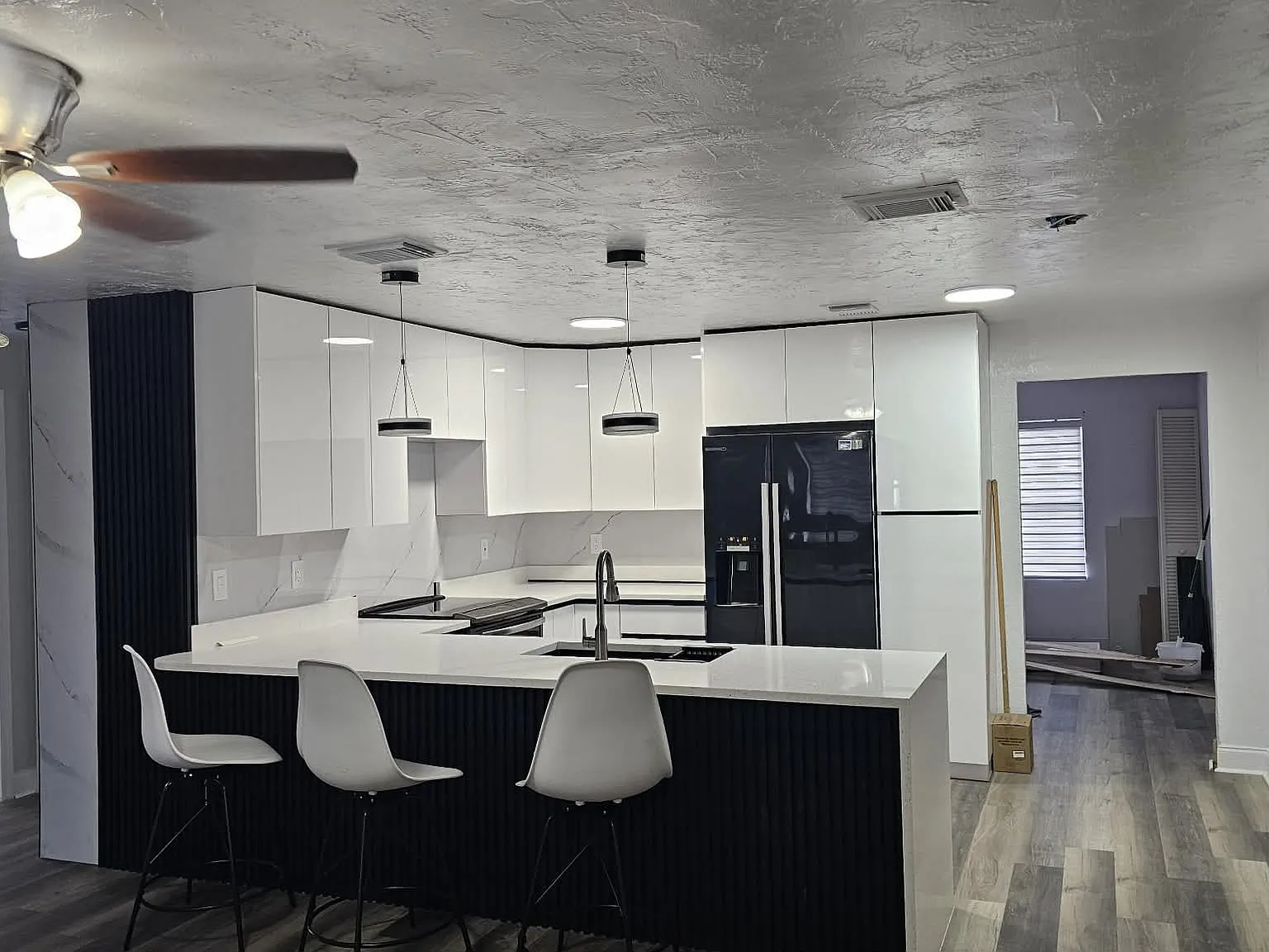 SW 50th Ave, Fort Lauderdale — Photo 4