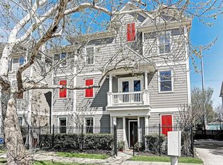 1108 Nicholson St, Houston, TX 77008