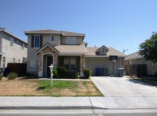 1027 Georgia Ave, Madera, CA