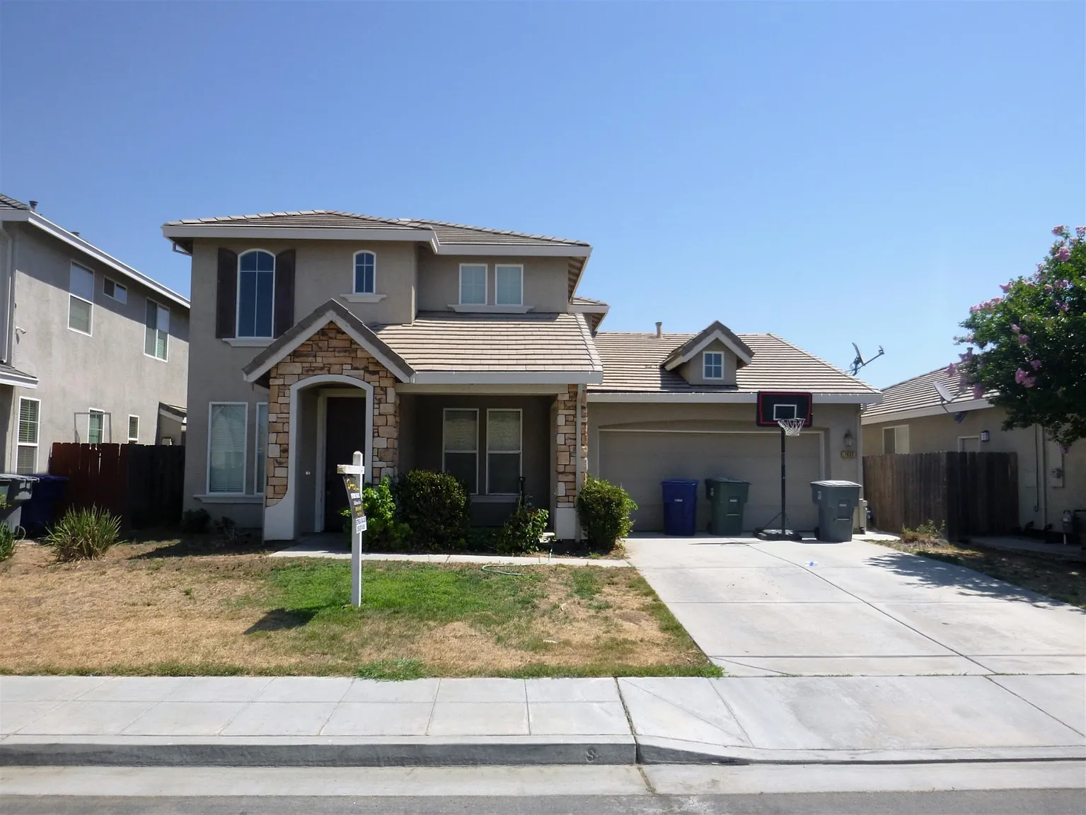 1027 Georgia Ave photo 1