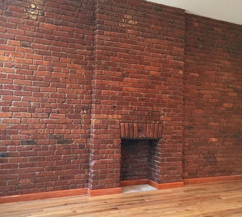 1st image of 126 Jefferson St Floor 2