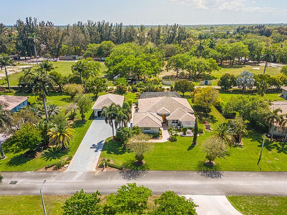 2nd image of 5970 SW 55th Street