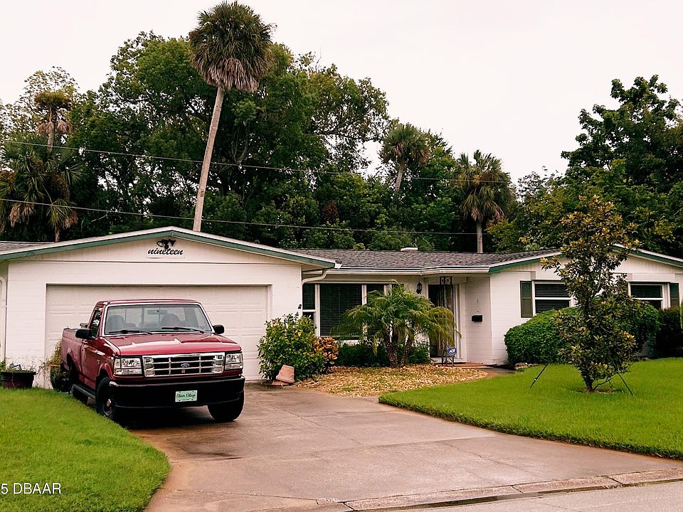 1st image of 19 Capri Cir