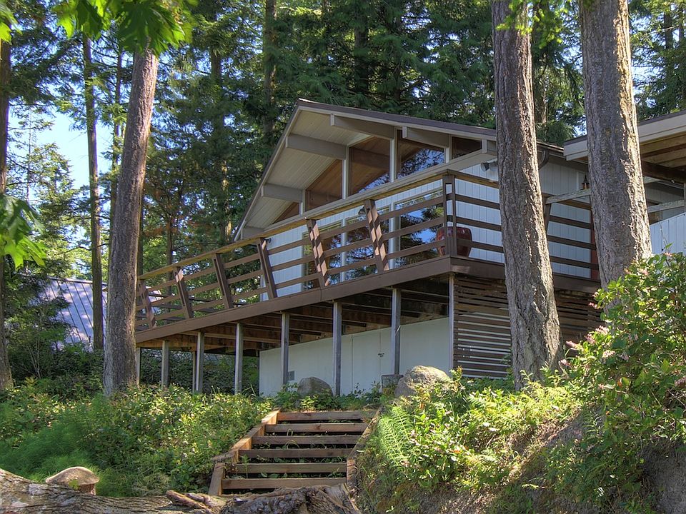 1st image of 372 Westcott Dr