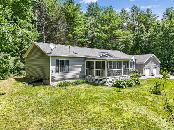 10 Sandy Cove, Palermo, ME 04354