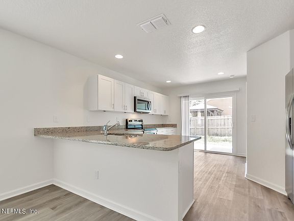 3rd image of 1842 W 28TH Street