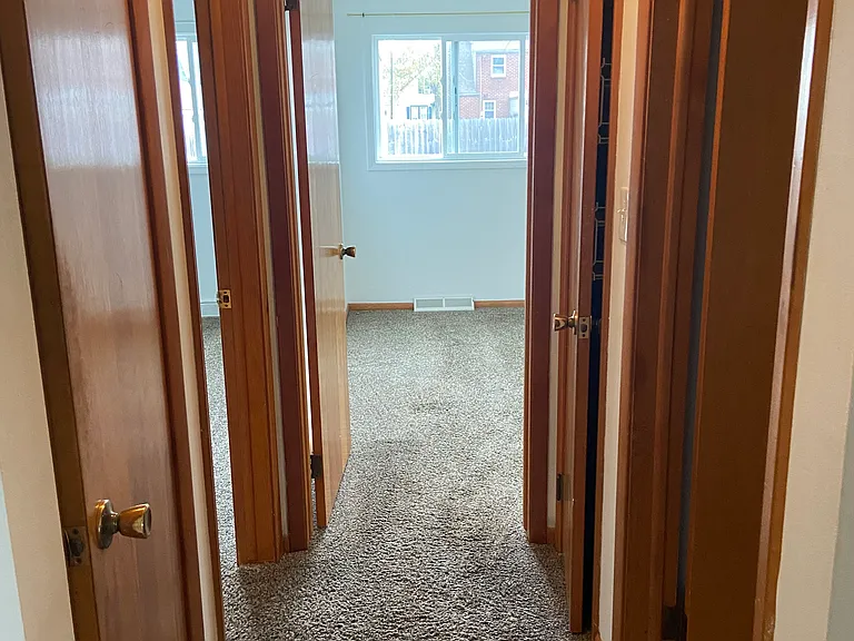 222 Montrose Tonawanda Town #2 — Photo 14