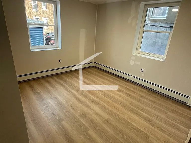 209 Saint Paul St #B — Photo 4