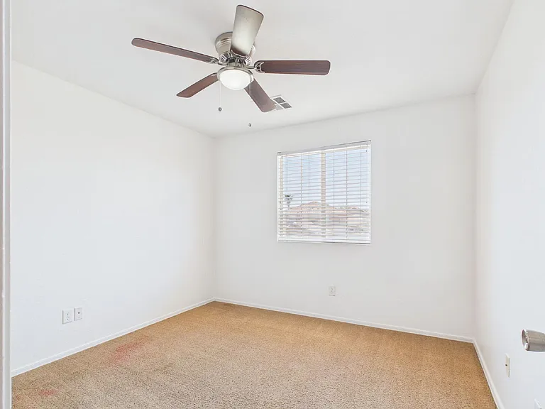 1661 W Harding Ave — Photo 26