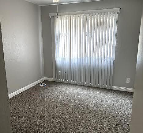 4th image of 606 N Clementine St APT B