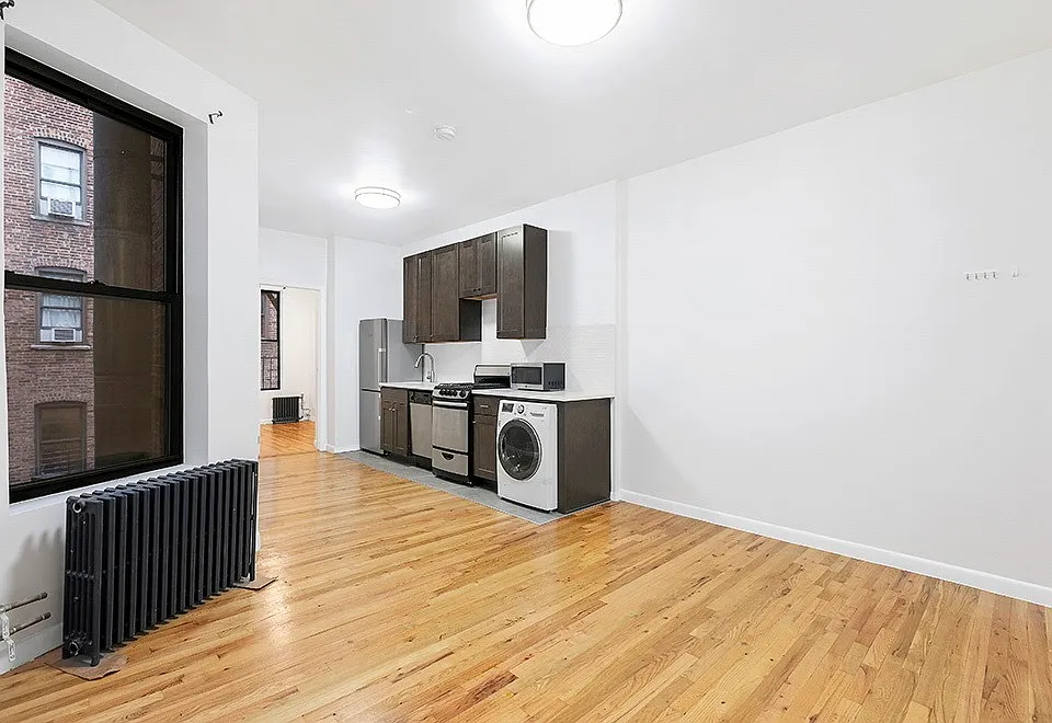 1270 Amsterdam Ave #2D