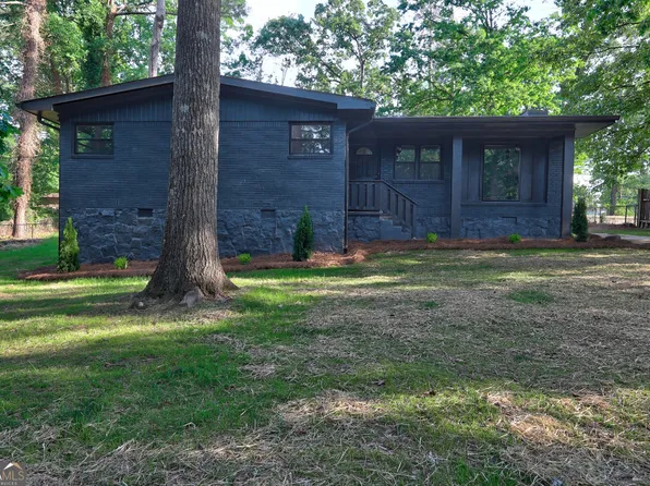 1147 Tanglewood Rd, Jonesboro, GA 30236