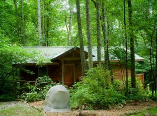 9 Fellowship Cove Dr #1, Swannanoa, NC 28778